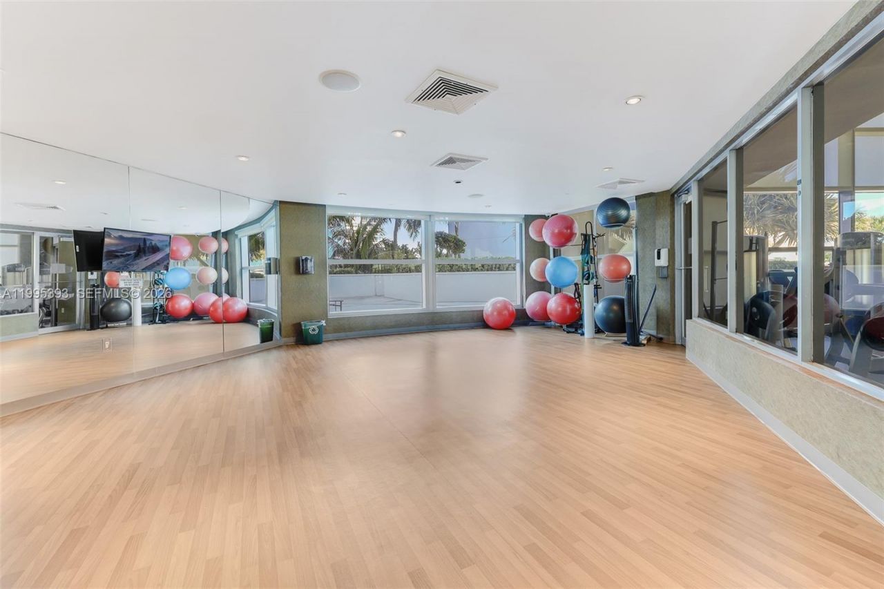 3101 S Ocean Dr , Unit 1904, Hollywood, FL 33019 Photo