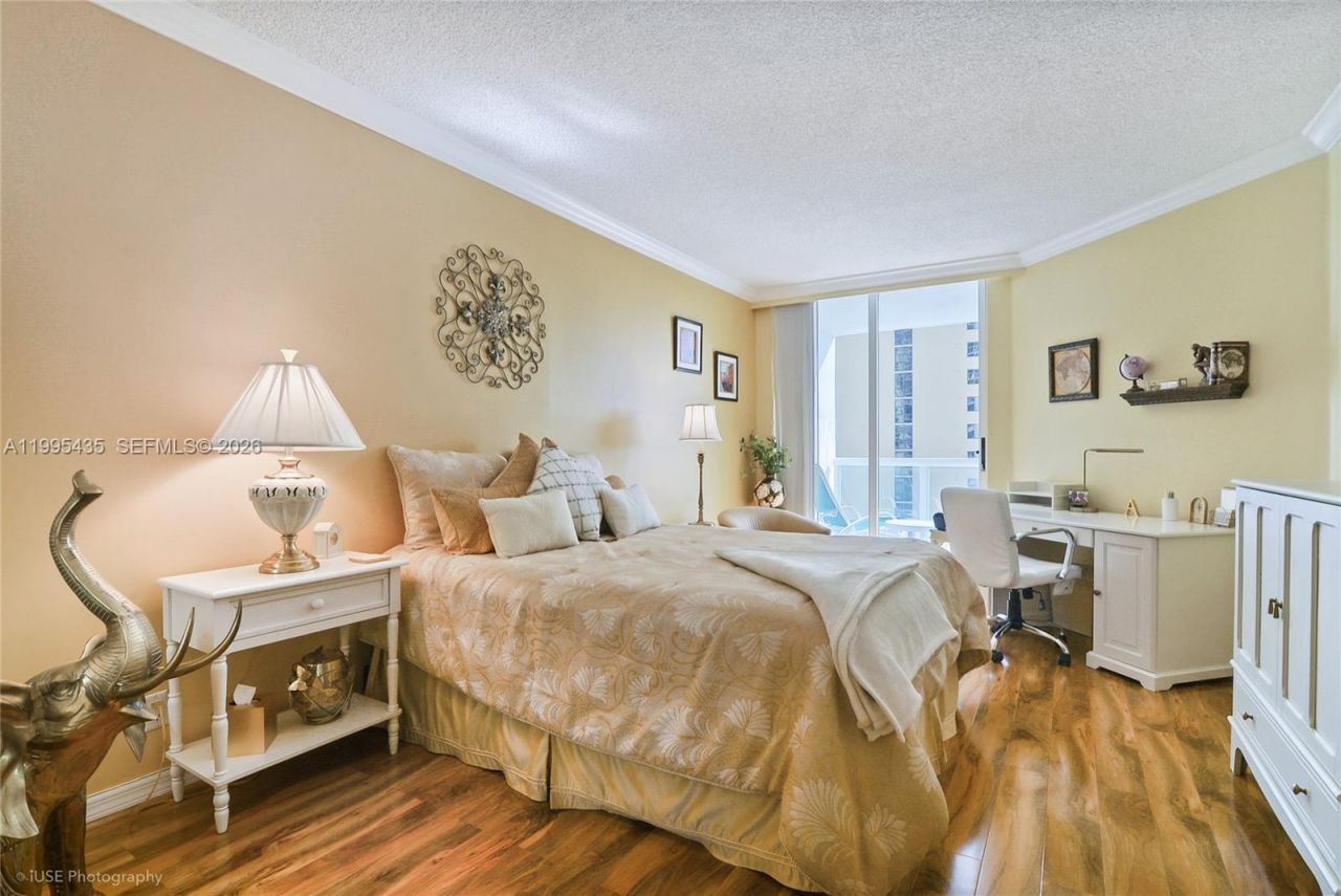 16425 Collins Ave , Unit 1212, Sunny Isles Beach, FL 33160 Photo