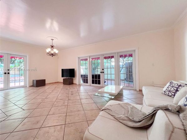 1890 Brickell Ave, Unit 6, Miami, FL 33129