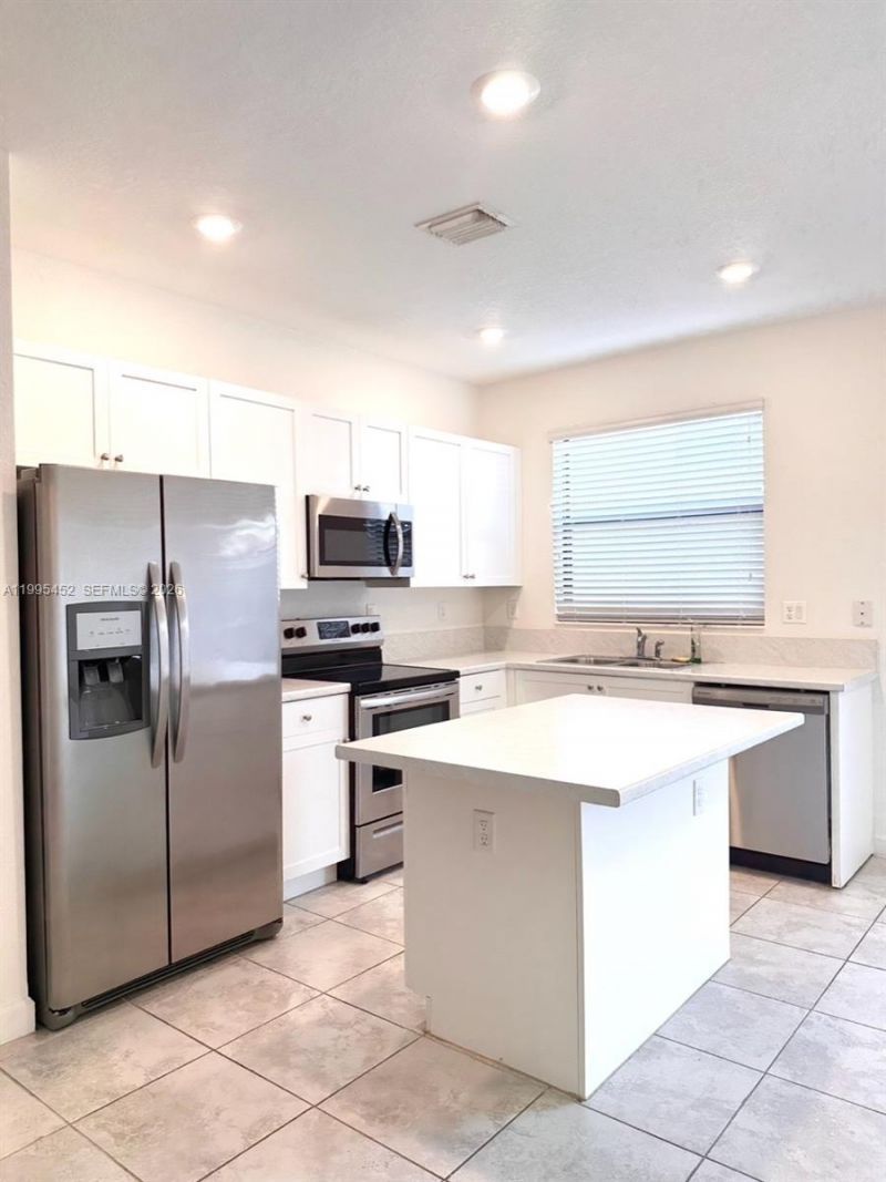 24920 SW 112th Ct , Homestead, FL 33032 Photo