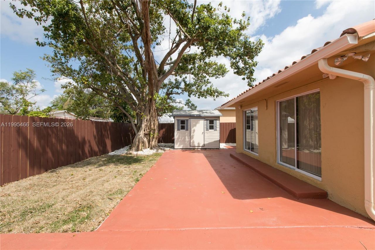 3832 SW 89th Ct , Miami, FL 33165 Photo