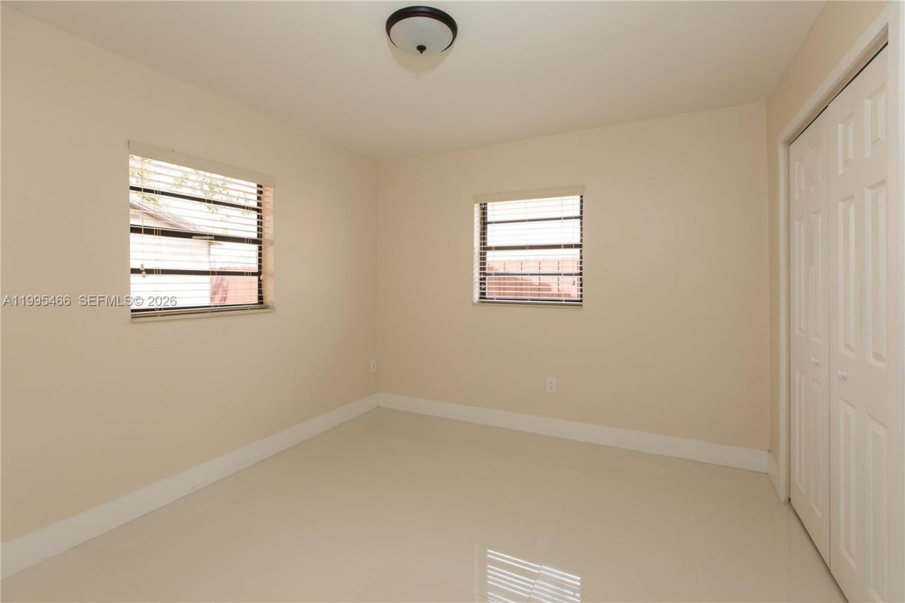 3832 SW 89th Ct , Miami, FL 33165 Photo