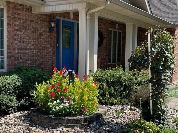 1016 Michael Lane , West Frankfort, IL 62896