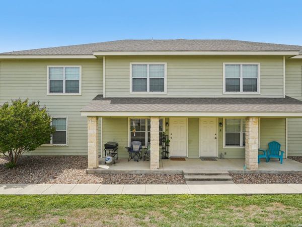 2312 Sailing Way Drive, Unit B, Kerrville, TX 78028