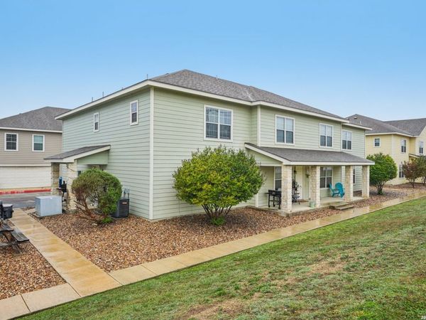 2312 Sailing Way Drive, Unit D, Kerrville, TX 78028