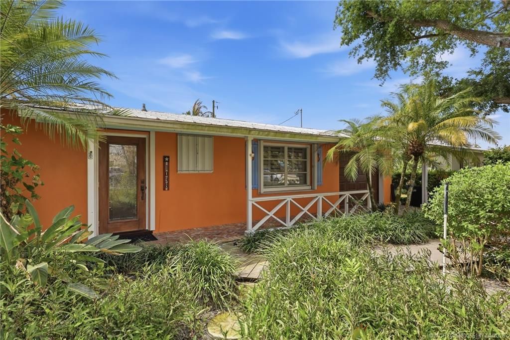 1038 NE Hansen Terrace, Jensen Beach, FL 34957 Photo