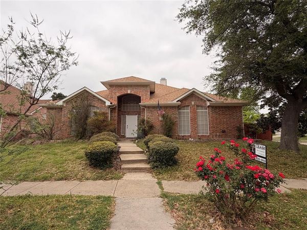 2101 Meredith Lane, Garland, TX 75042