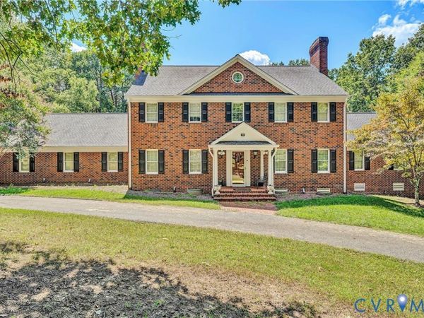 77 Gloucester Court, Troutville, VA 24175