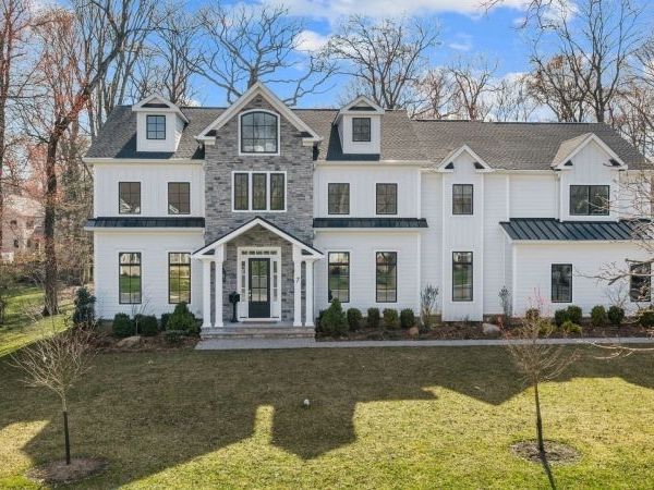 7 Woodcrest Rd, Florham Park, NJ 07932
