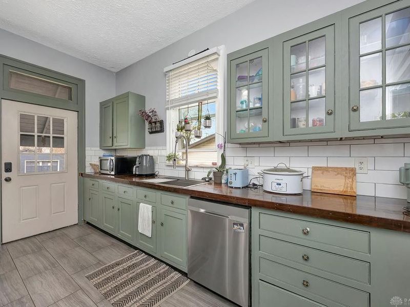 1017 Dayton Street, Hamilton, OH 45011 Photo 17