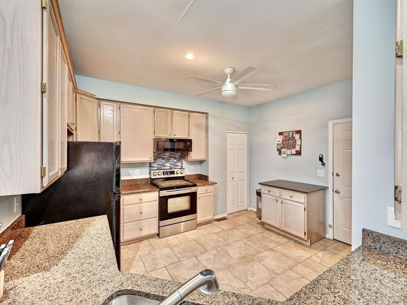 804 Horseshoe Lane, Florence, KY 41042 Photo 6