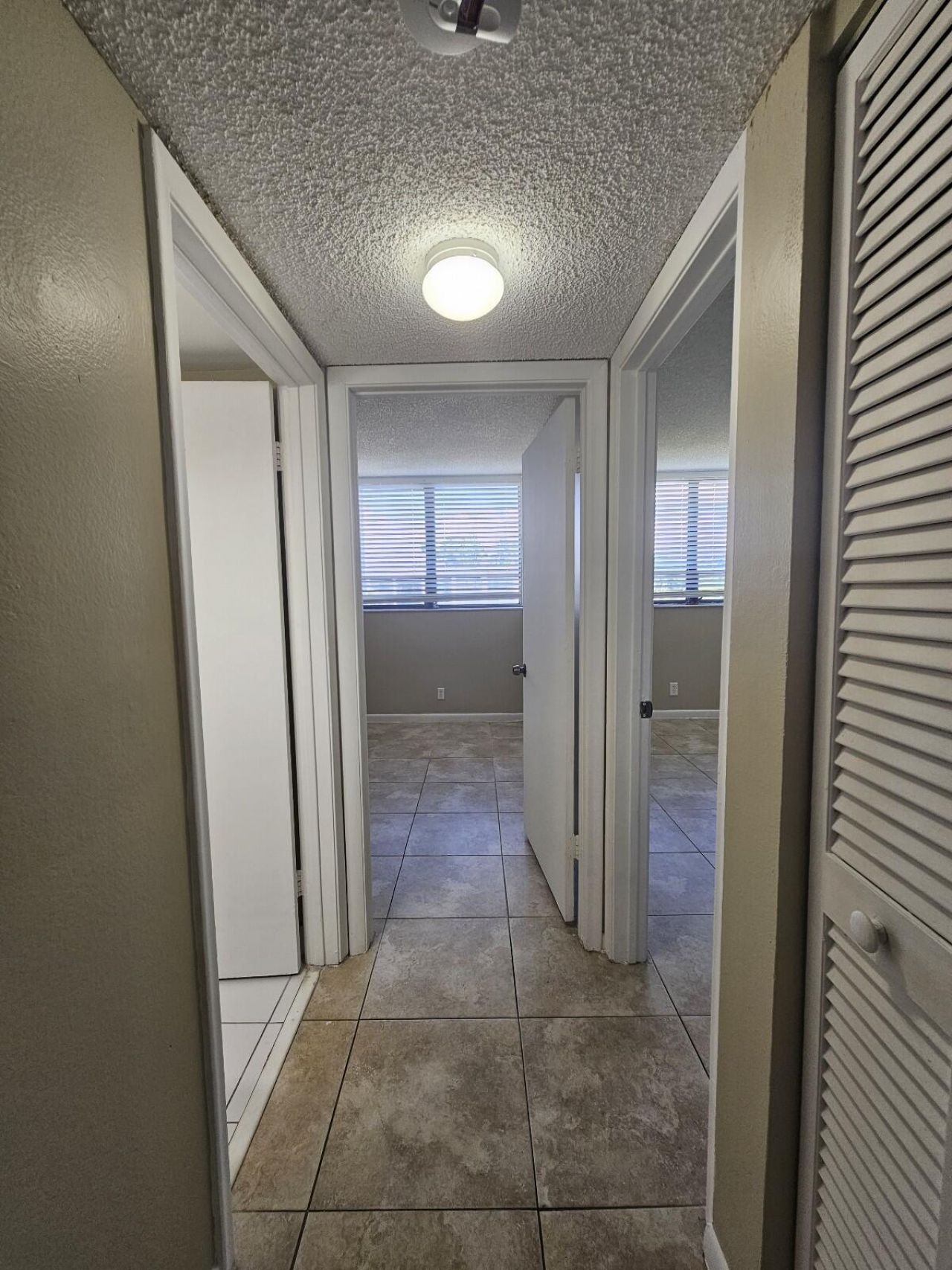 1750 N Congress Avenue, Unit 405, West Palm Beach, FL 33401 Photo