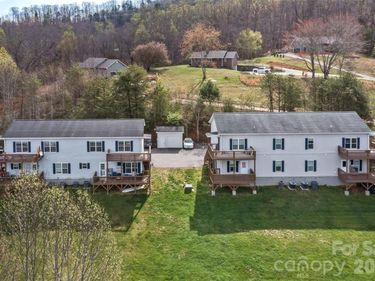 50 & 52 Smith Road, Leicester, NC 28748