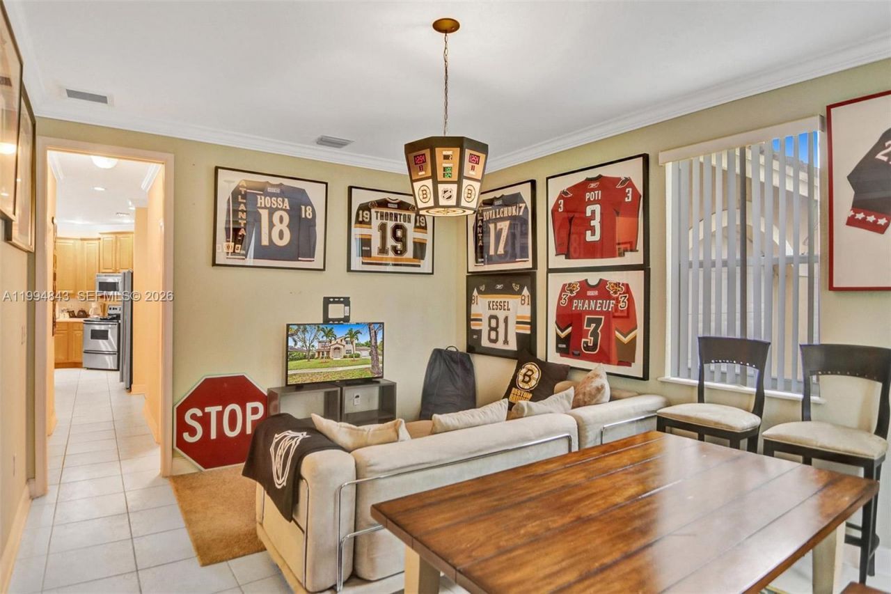 1451 SW 52nd Way , Plantation, FL 33317 Photo