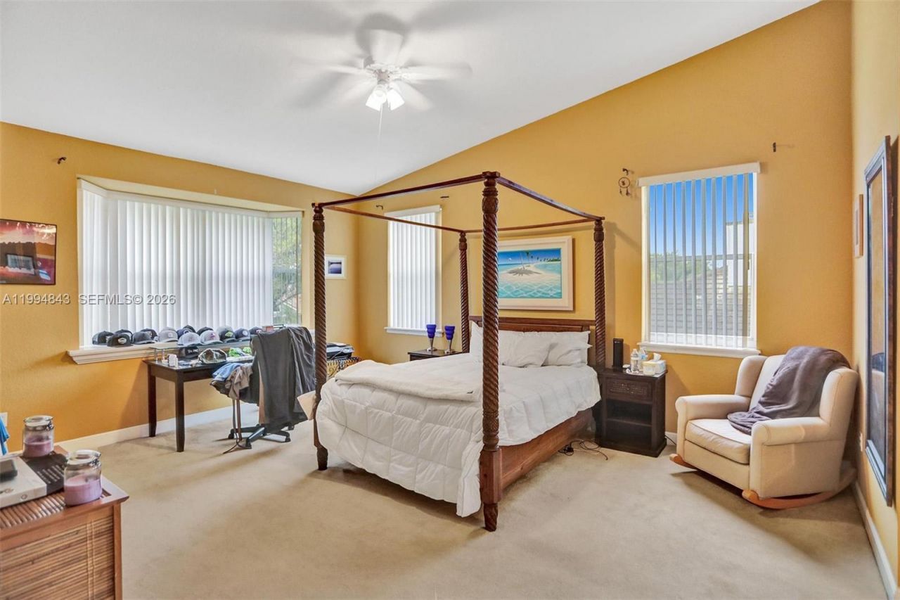 1451 SW 52nd Way , Plantation, FL 33317 Photo