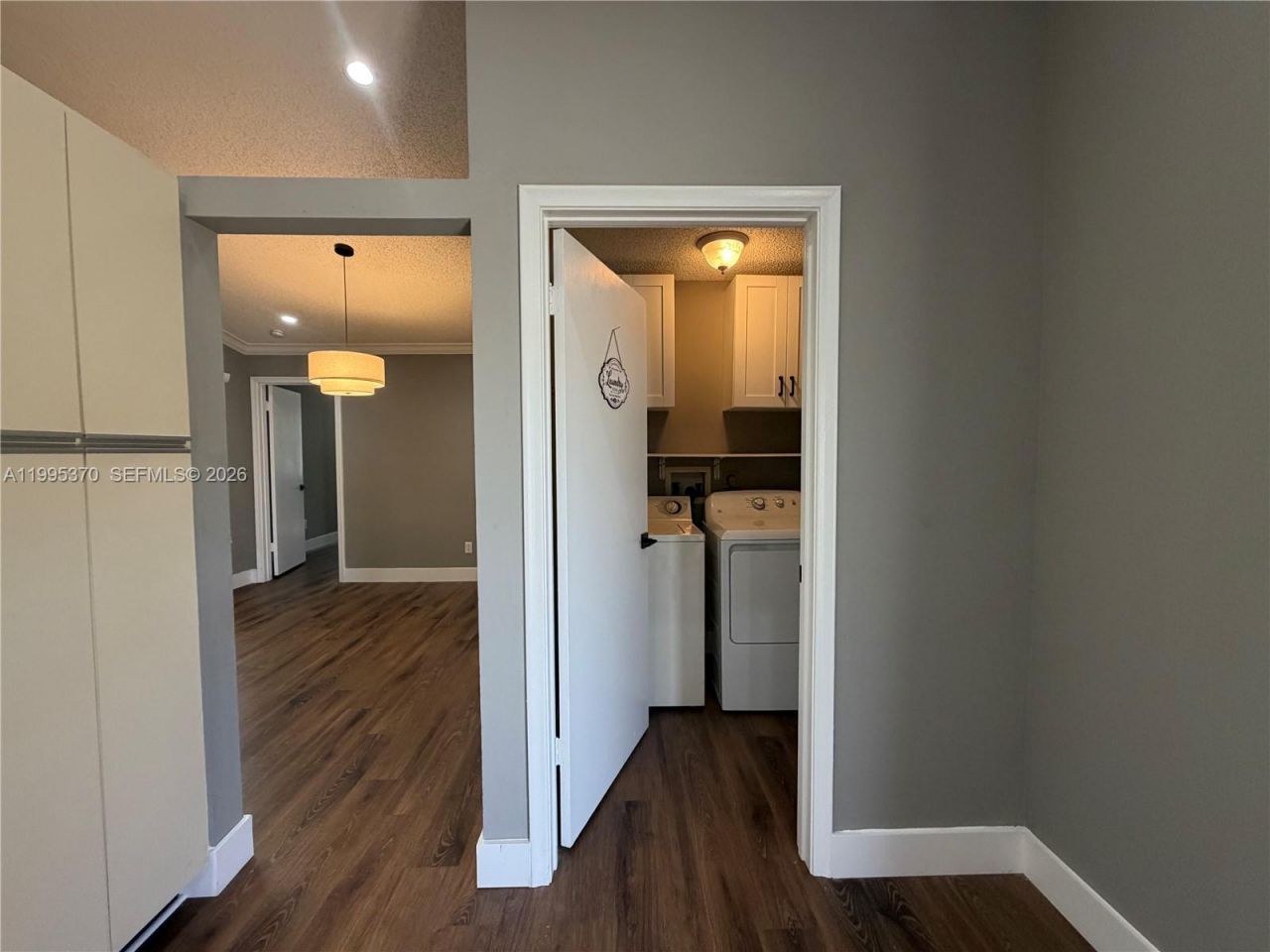 323 Ives Dairy Rd , Unit 343-05, Miami, FL 33179 Photo