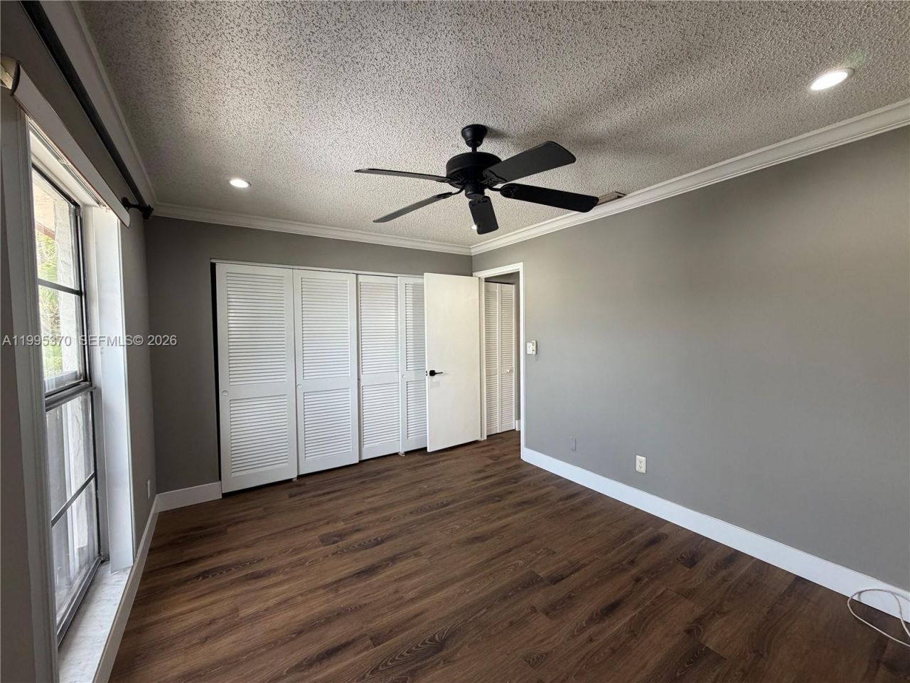 323 Ives Dairy Rd , Unit 343-05, Miami, FL 33179 Photo