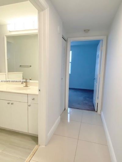 17100 N Bay Rd , Unit 1604, Sunny Isles Beach, FL 33160 Photo