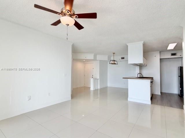 17100 N Bay Rd , Unit 1604, Sunny Isles Beach, FL 33160 Photo