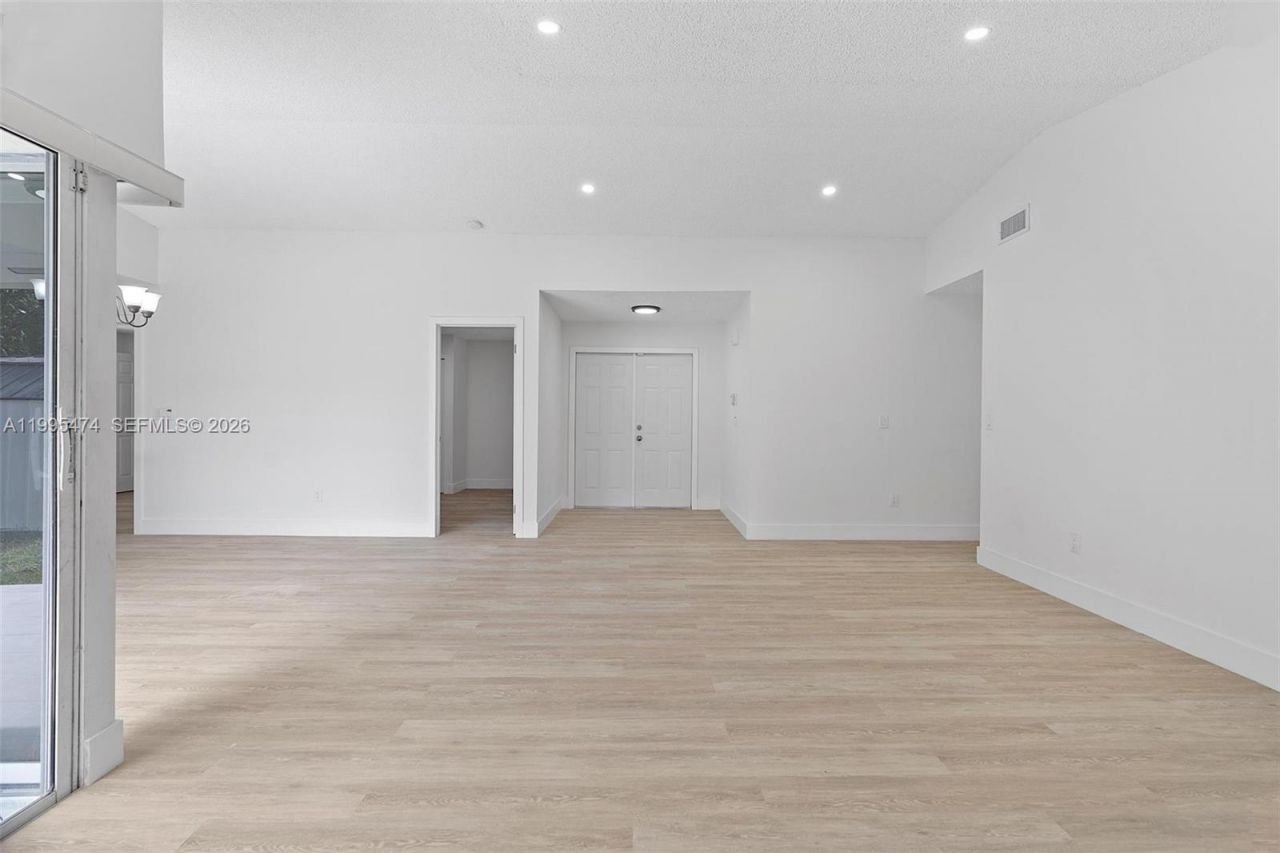 13750 SW 282 St , Miami, FL 33033 Photo