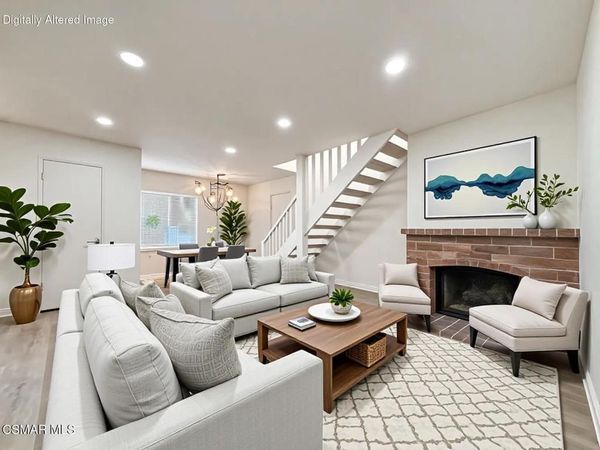 1752 E Avenida De Las Flores , Thousand Oaks, CA 91362