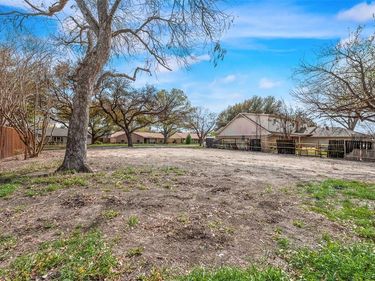 13969 Far Hills, Dallas, TX 75240