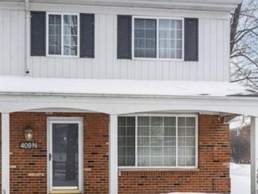 409 Fox Hills Drive N, Bloomfield Hills, MI 48304