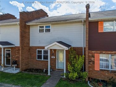 130 Cadle Drive, Cross Lanes, WV 25313