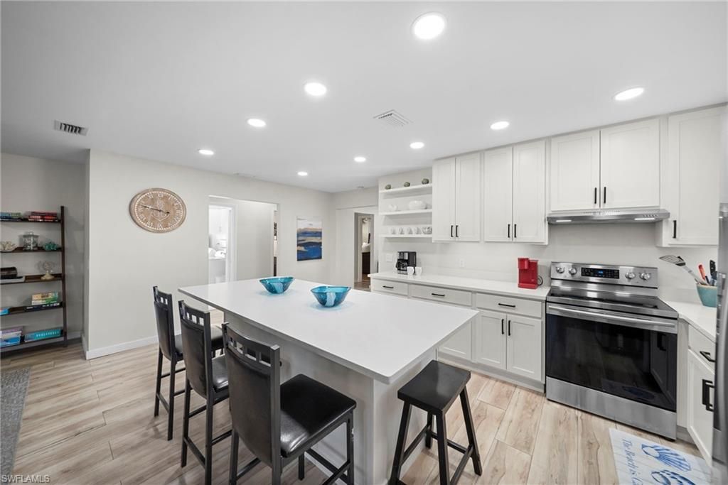 630 99th Ave N, Naples, FL 34108 Photo