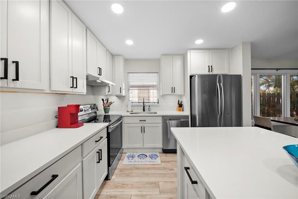 630 99th Ave N, Naples, FL 34108 Photo