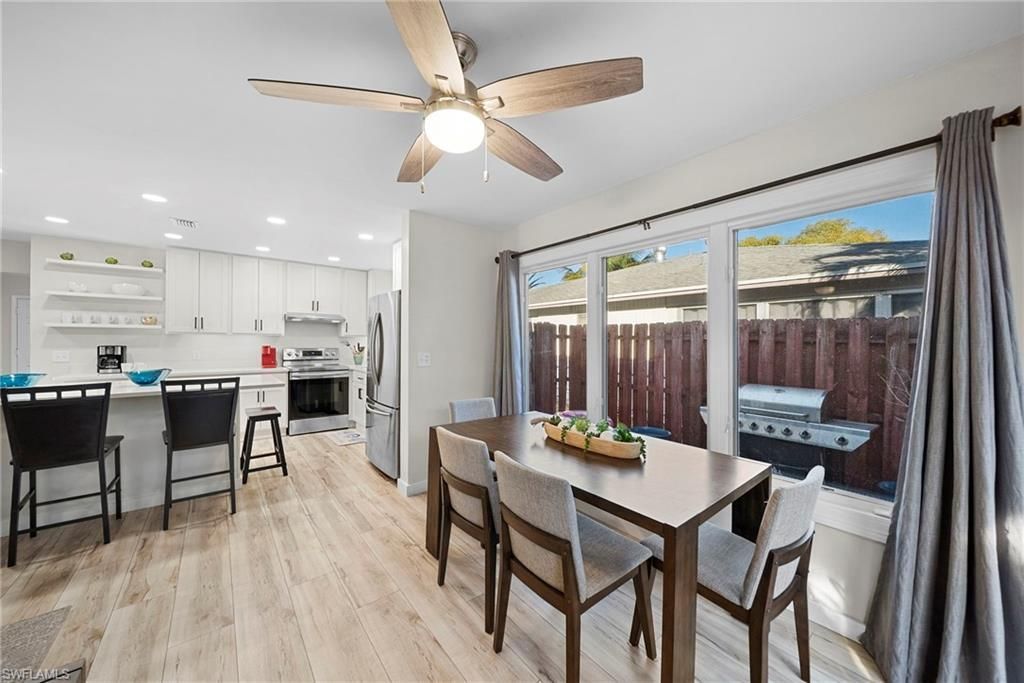 630 99th Ave N, Naples, FL 34108 Photo