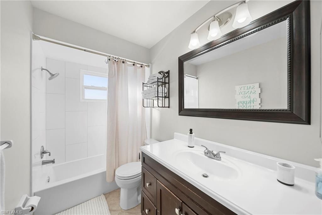 630 99th Ave N, Naples, FL 34108 Photo