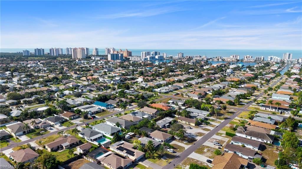 630 99th Ave N, Naples, FL 34108 Photo