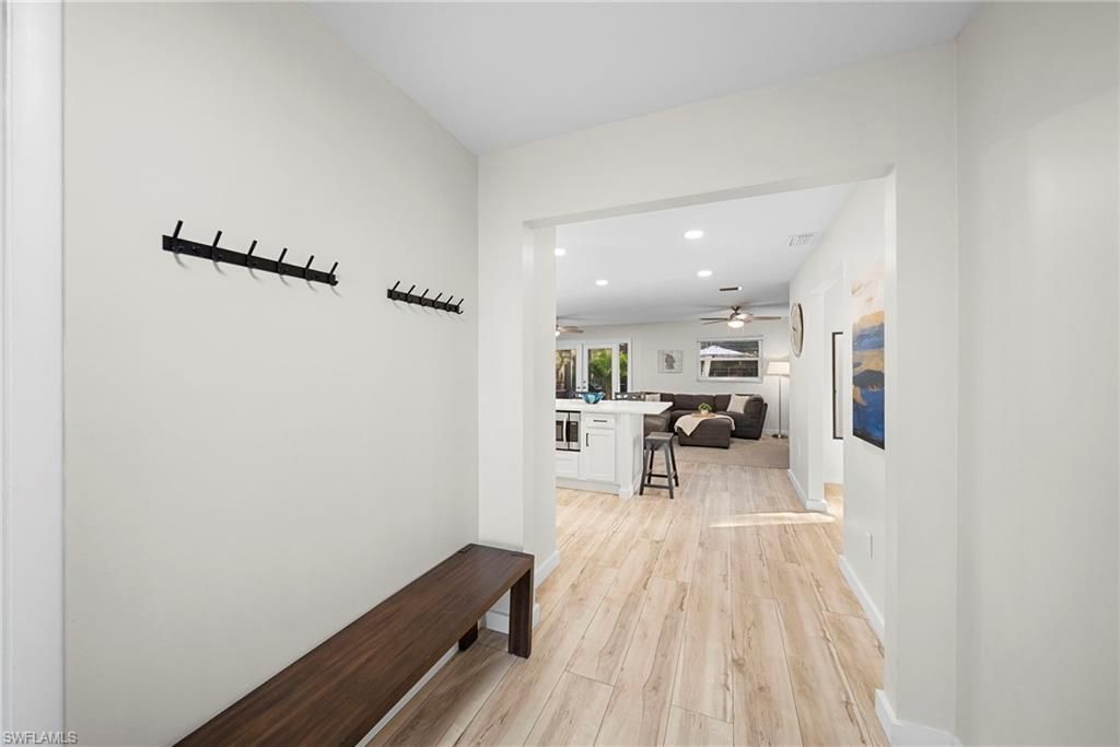 630 99th Ave N, Naples, FL 34108 Photo