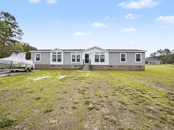 1398 Highway 66 , Conway, SC 29526