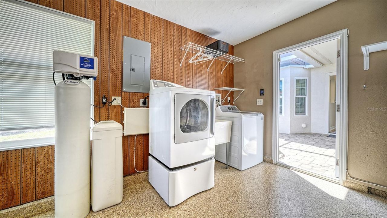 7510 Preserves Court , Sarasota, FL 34243 Photo