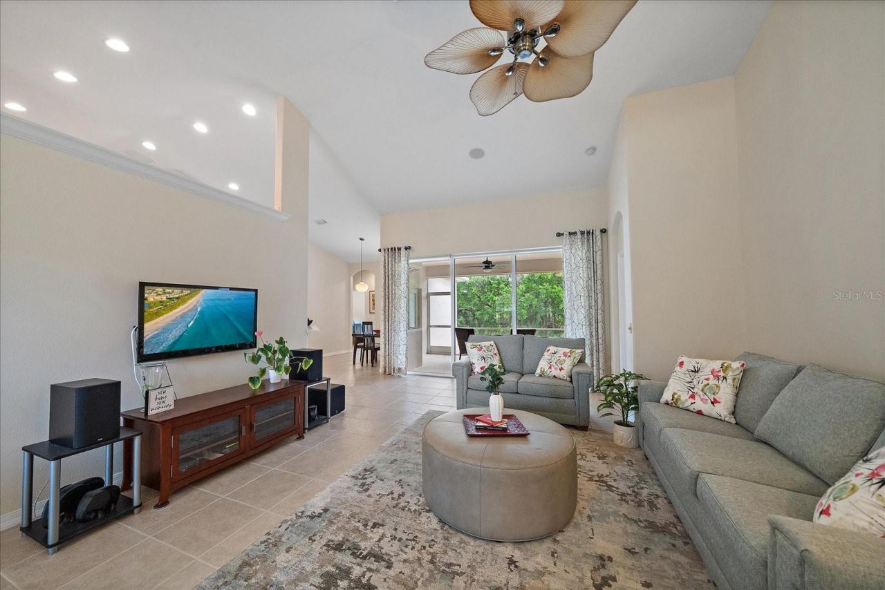 6651 63rd Terrace E, Bradenton, FL 34203 Photo