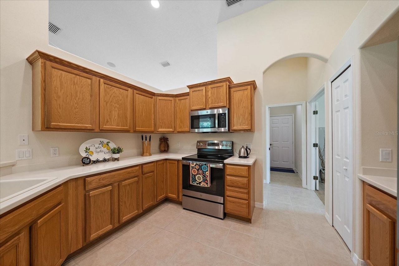 6651 63rd Terrace E, Bradenton, FL 34203 Photo