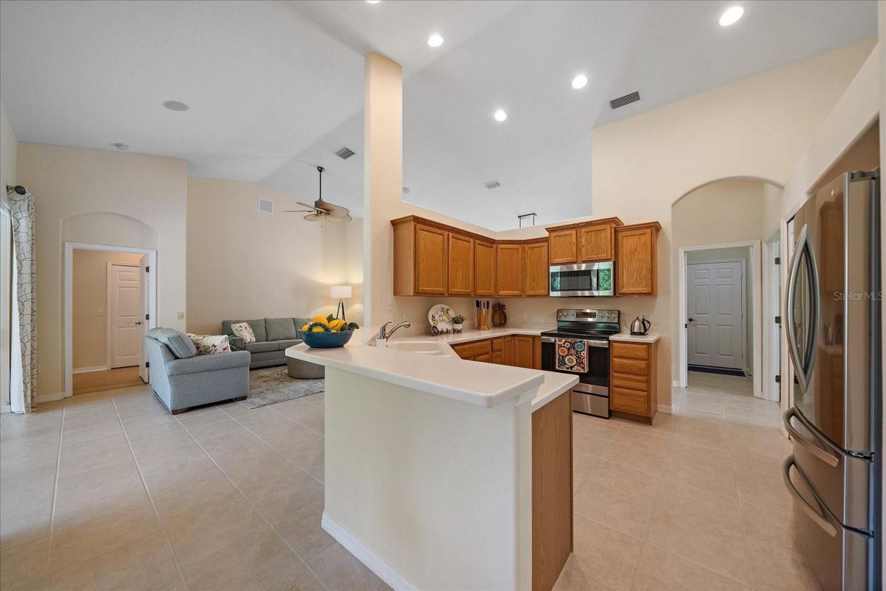 6651 63rd Terrace E, Bradenton, FL 34203 Photo