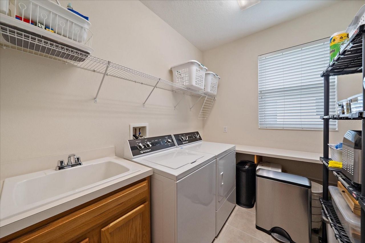 6651 63rd Terrace E, Bradenton, FL 34203 Photo