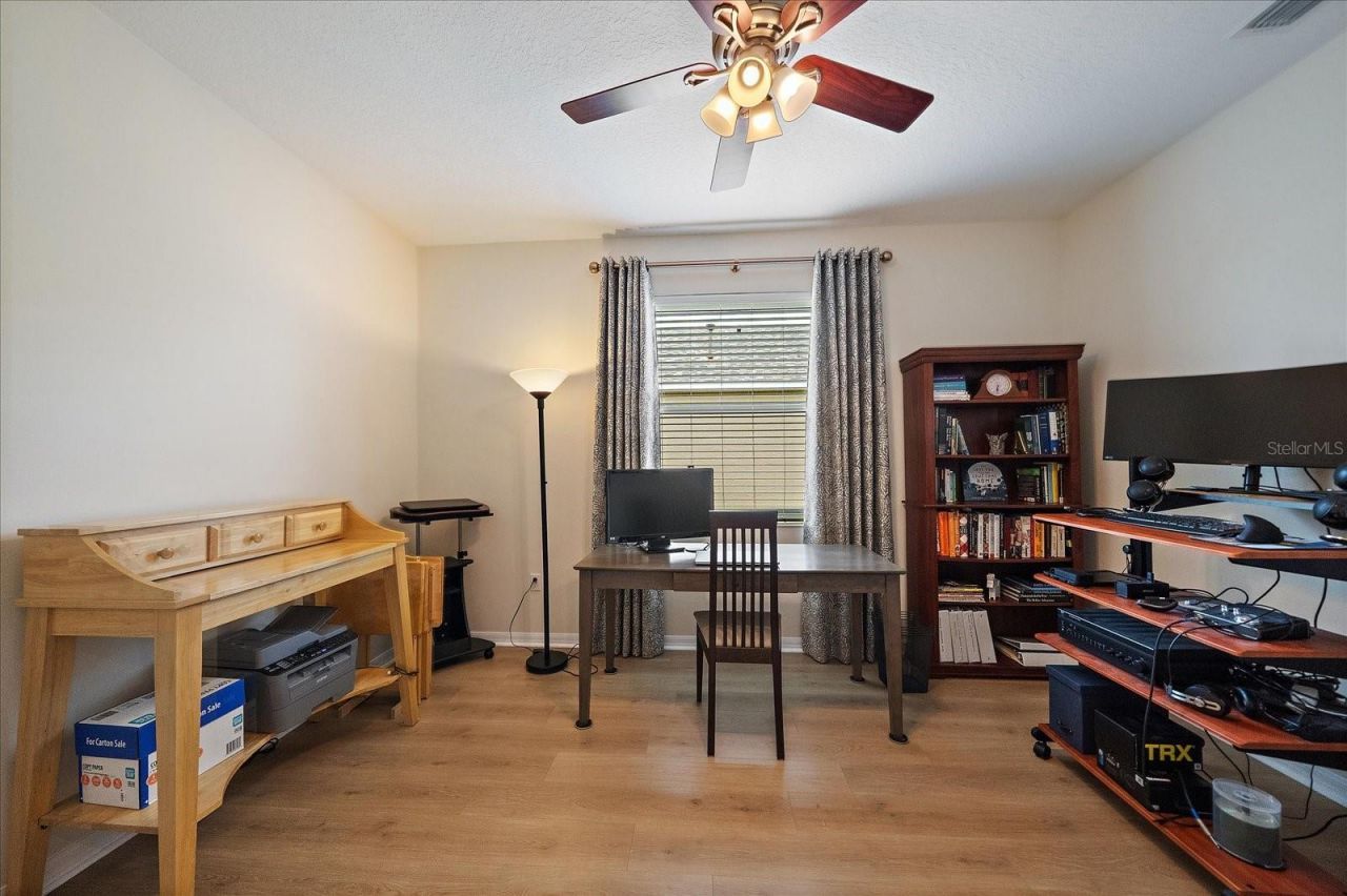 6651 63rd Terrace E, Bradenton, FL 34203 Photo