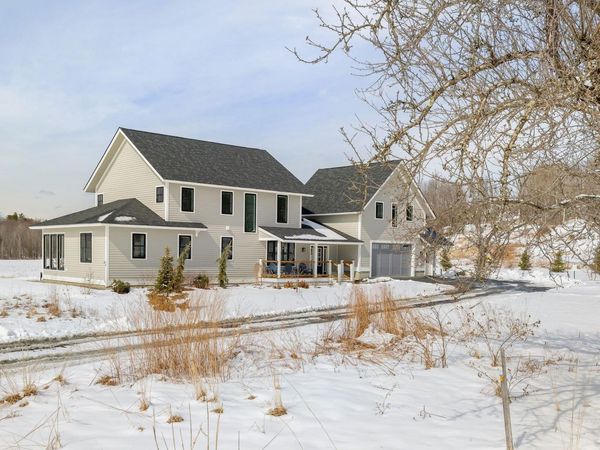 549 Loomis Hill Road, Waterbury, VT 05677