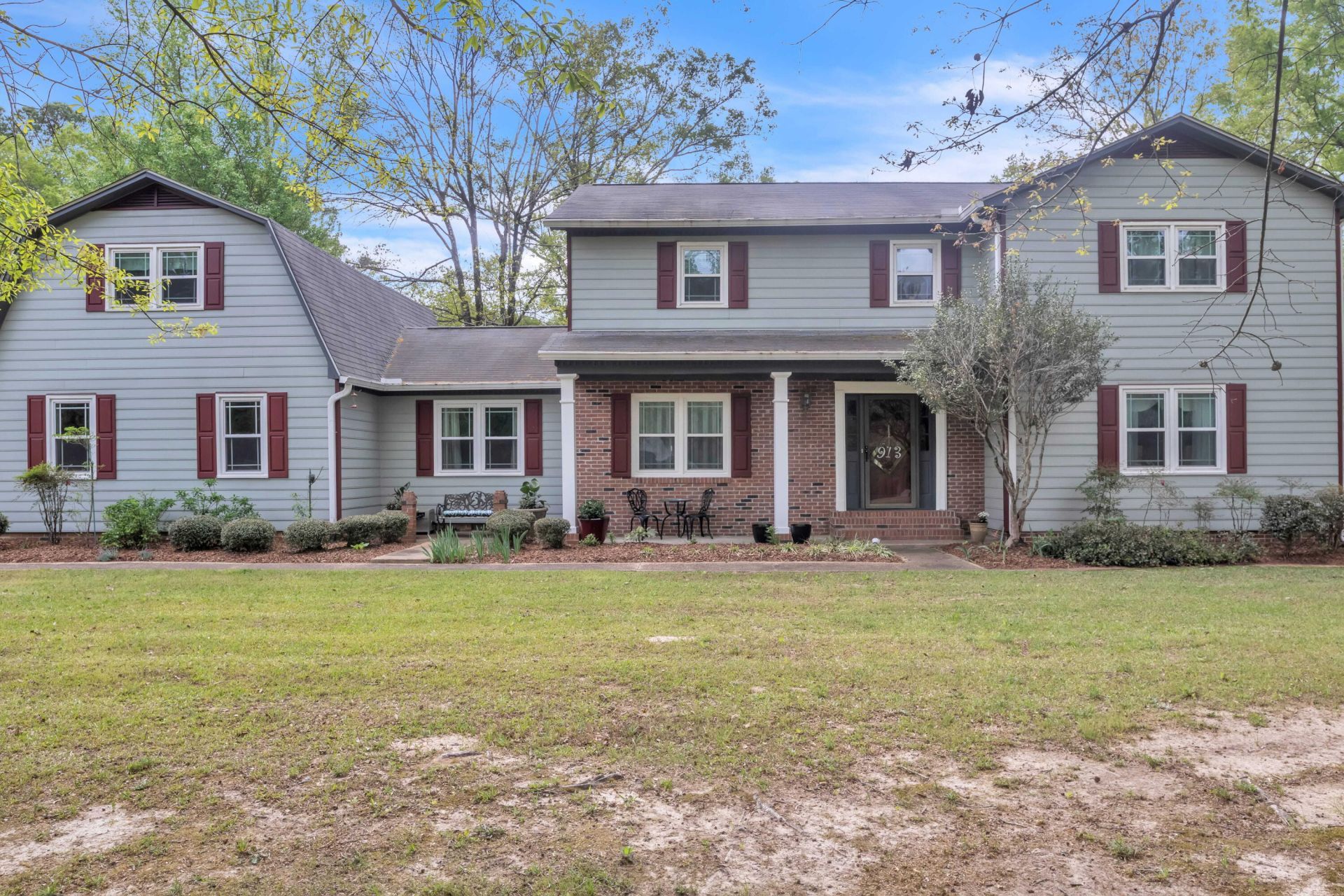 913 Southgate, Starkville, MS 39759 Main Photo