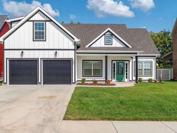 207 Jesse Dr , Pleasant View, TN 37146