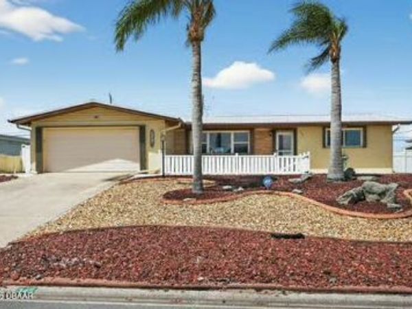 345 Emory Drive, Daytona Beach, FL 32118