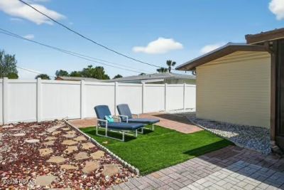 345 Emory Drive, Daytona Beach, FL 32118 Photo