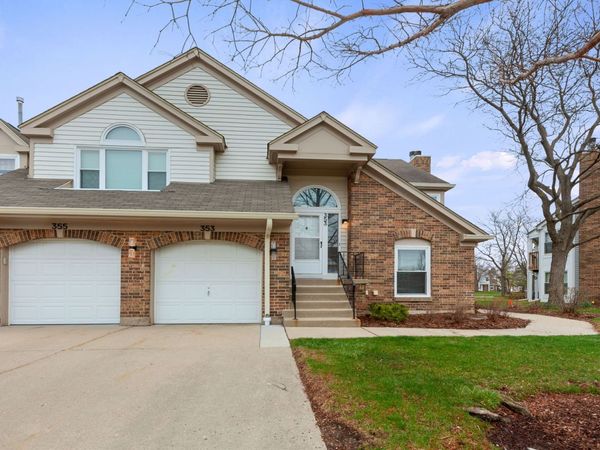 353 Satinwood Court S, Buffalo Grove, IL 60089