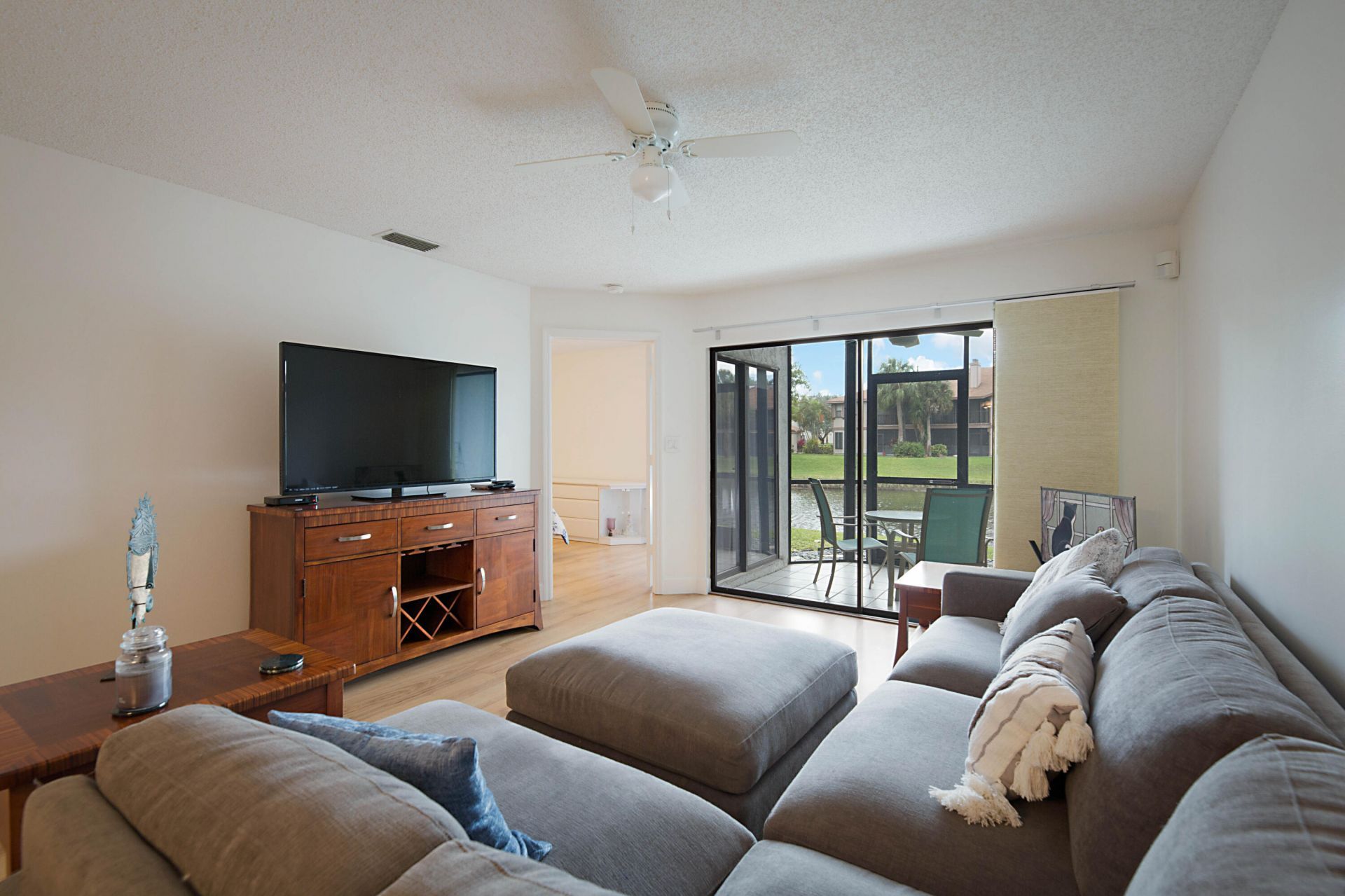 903 Harbour Pointe Way, Greenacres, FL 33413 Photo