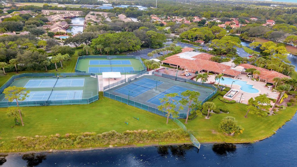 903 Harbour Pointe Way, Greenacres, FL 33413 Photo