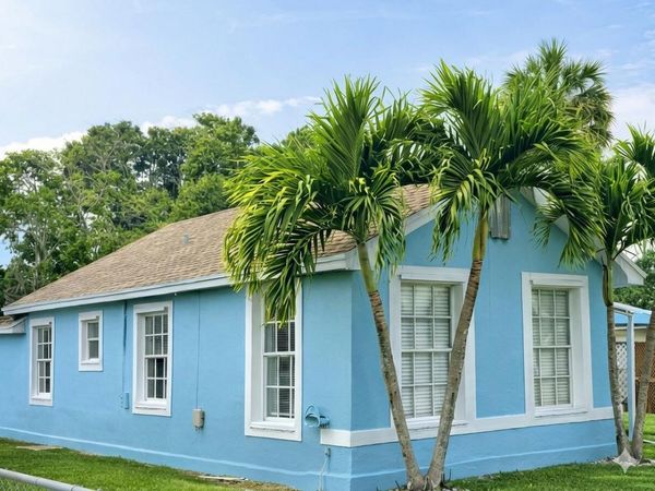 125 Walker Avenue, Greenacres, FL 33463